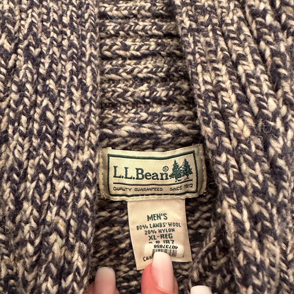 LLBean sweater - Picture 4 of 4
